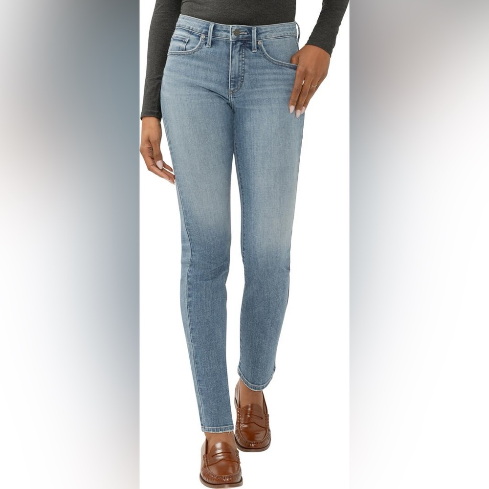 Silver Jeans Isbister Ankle Straight Distressed Light Blue Size 16W/L29 Womens - Picture 2 of 10